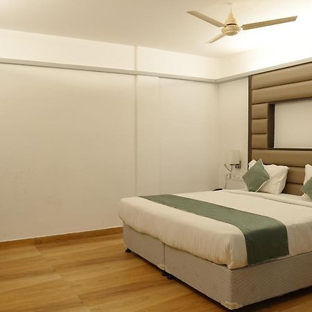 Hotel Konark Khammam Buitenkant foto