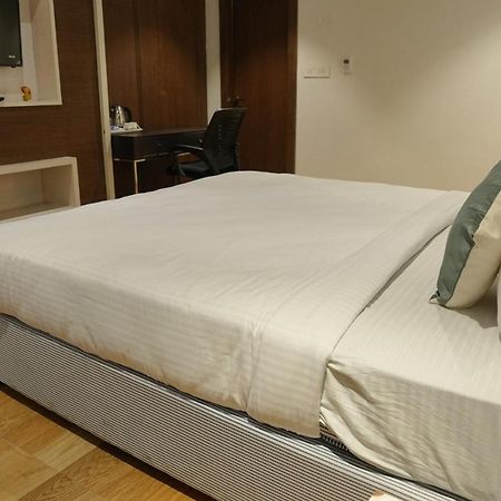 Hotel Konark Khammam Buitenkant foto