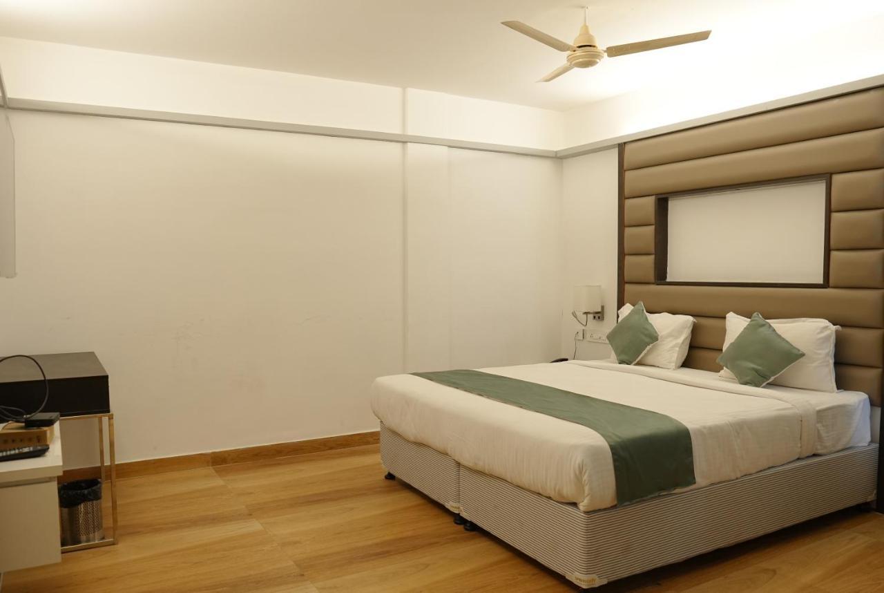 Hotel Konark Khammam Buitenkant foto